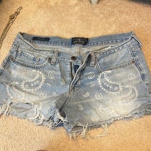 Lucky Brand The cut off shorts size 28/6